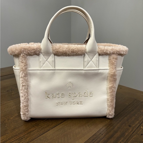 Kate Spade New York Jett Faux Shearling Small Tote in Meringue